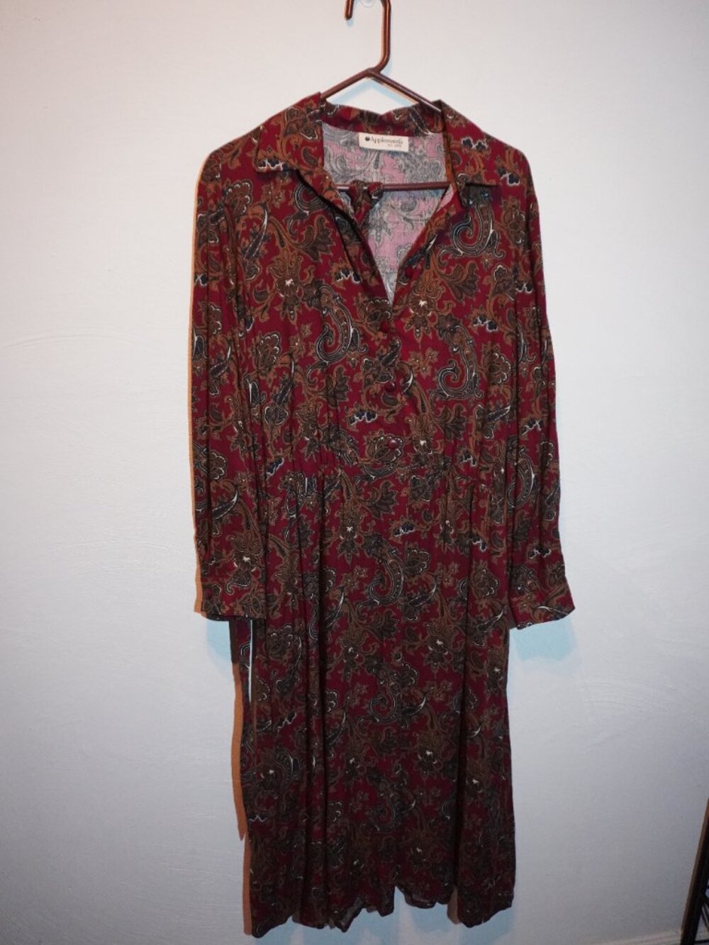 Vintage Appleseed's Red Rayon Shirt Dress with a Belt and Pockets Medium/Large